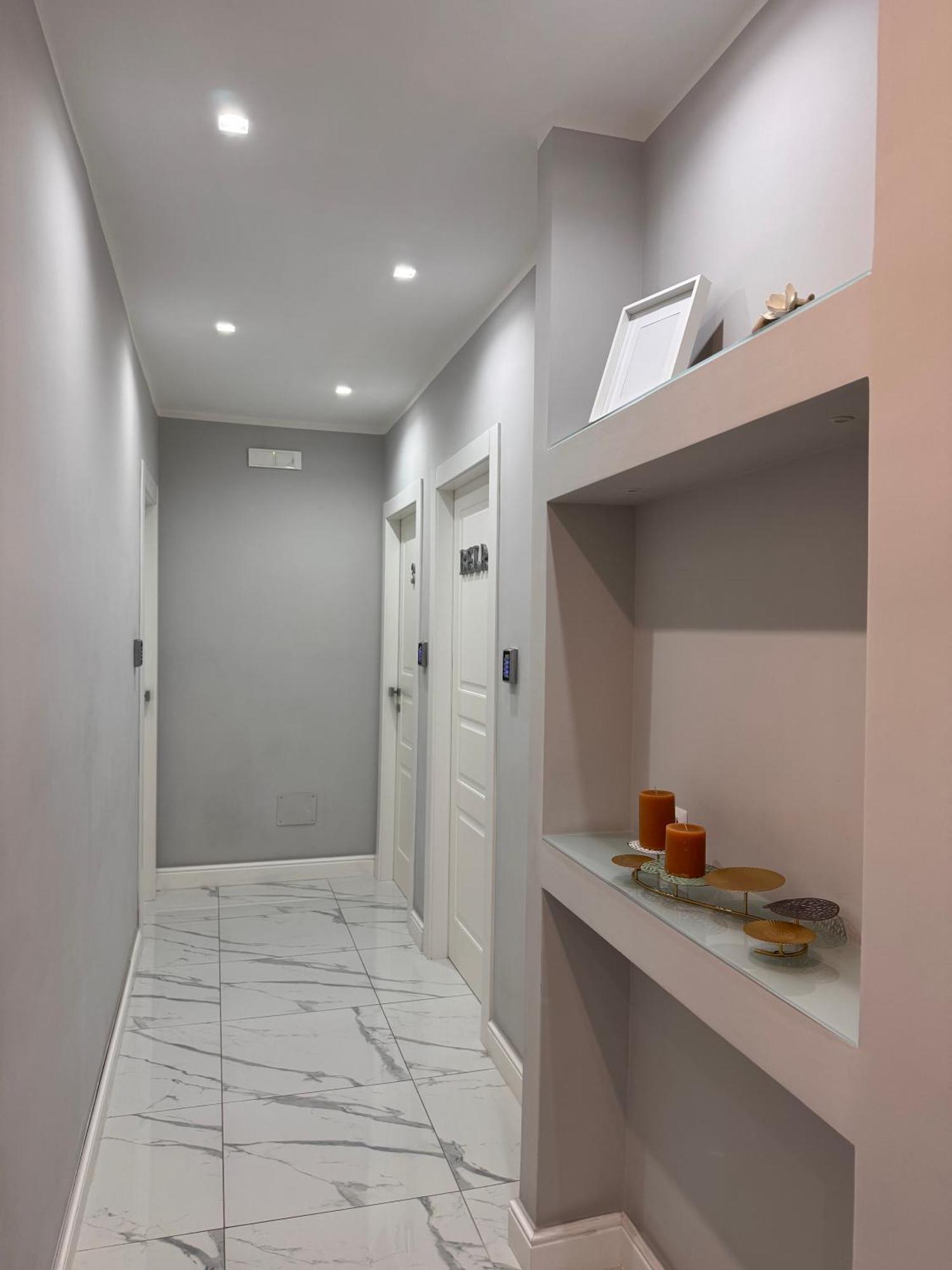 נאפולי Lady Mary'S Luxury Suites מראה חיצוני תמונה