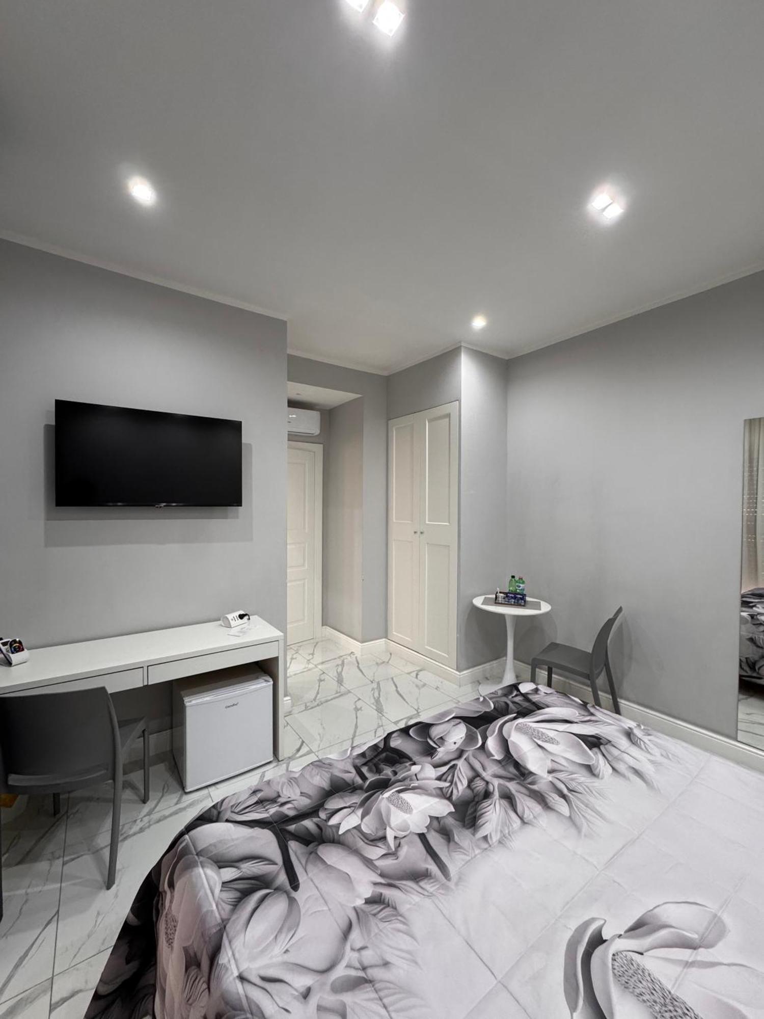 נאפולי Lady Mary'S Luxury Suites מראה חיצוני תמונה
